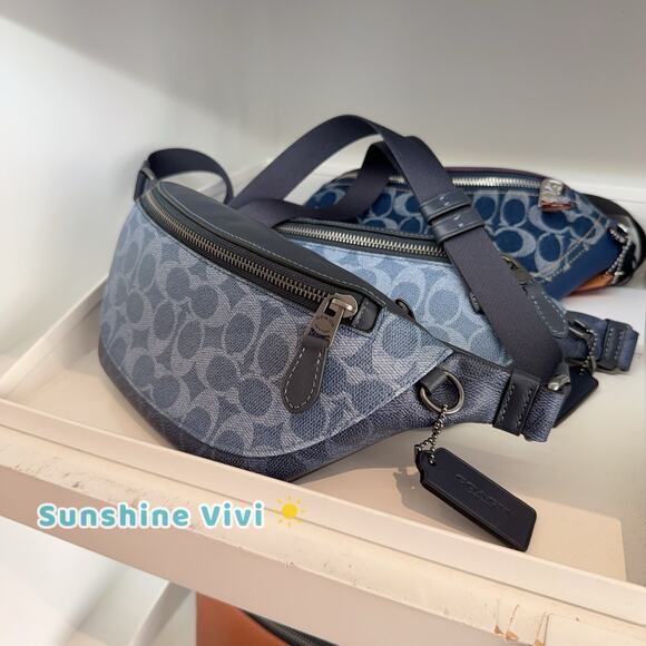 NWT Coach Warren Mini Belt Bag In Blocked Signature Canvas Light Denim cbk37 - Picture 2 of 8